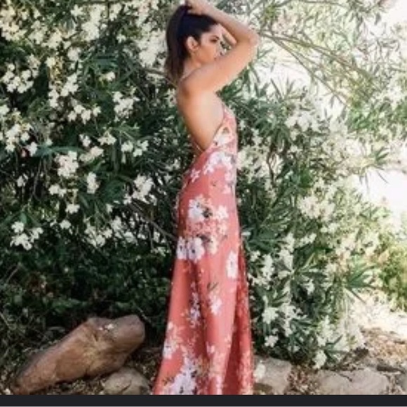 Express Dresses & Skirts - Express Mauve Floral Maxi Dress
